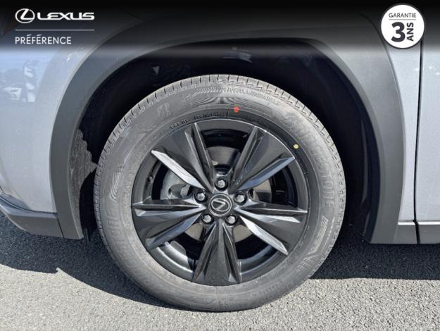 LEXUS UX 300h 2WD Luxe