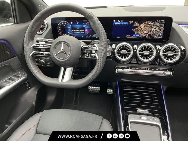 MERCEDES-BENZ GLA 180 AMG Line  GLA 180 AMG Line