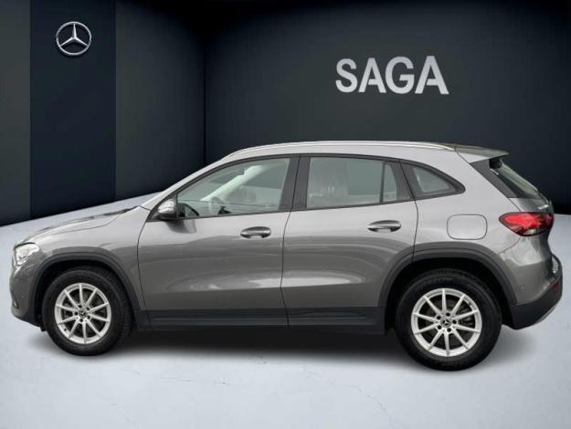 MERCEDES-BENZ GLA 180 d Business Line  