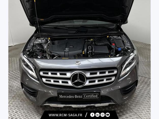 MERCEDES-BENZ GLA 200 d Starlight Edition Urban 