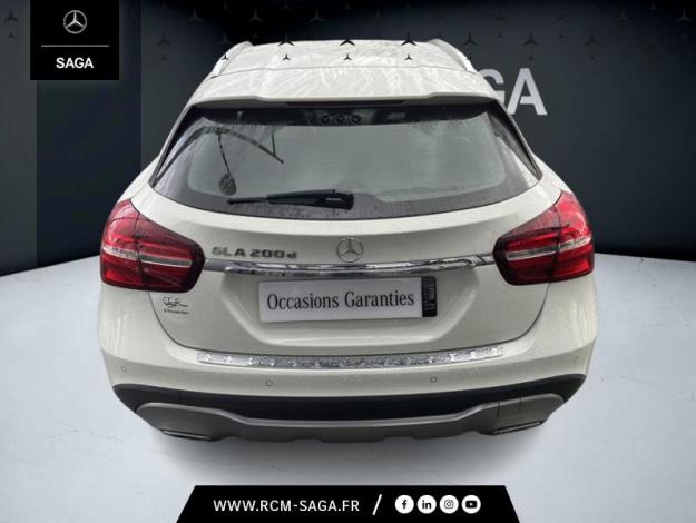 MERCEDES-BENZ GLA 200 d Business Executive Edition Urban 