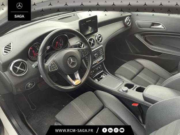 MERCEDES-BENZ GLA 200 d Business Executive Edition Urban 