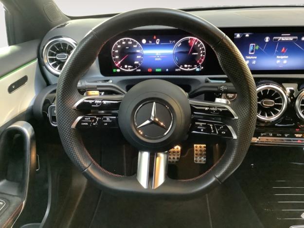 MERCEDES-BENZ A 250 250 e Berline AMG 