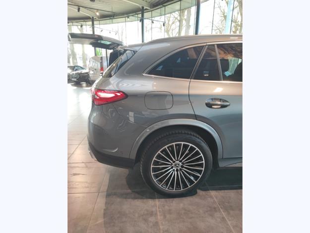 MERCEDES-BENZ GLC 300 e 4MATIC SUV AMG Line Saga Tournai +32 (0) 69 85 70 00 