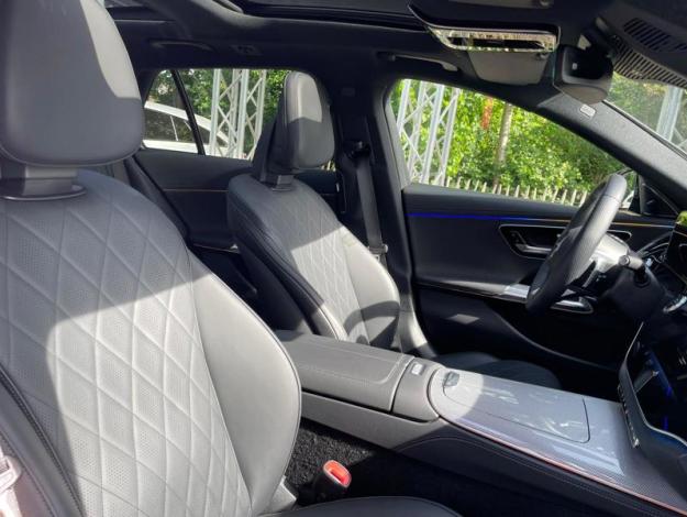 MERCEDES-BENZ E 300 break AMG Line Classe E Break 2142/131 E 300 e Break AMG Line