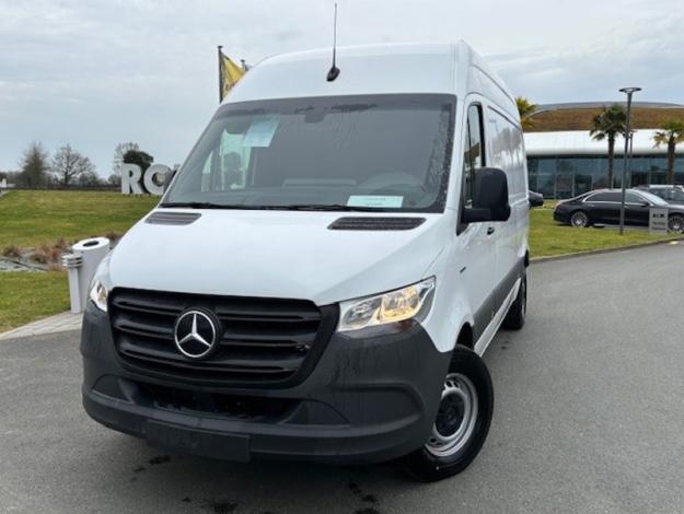 MERCEDES-BENZ eSprinter   312 FG 39 3,5t