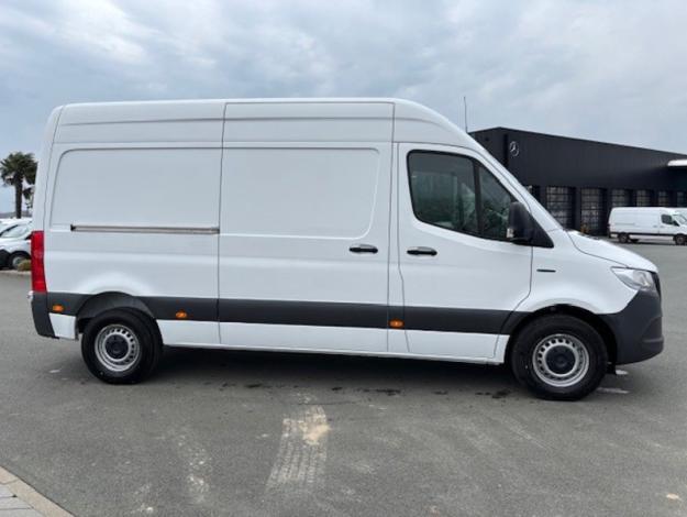 MERCEDES-BENZ eSprinter   312 FG 39 3,5t