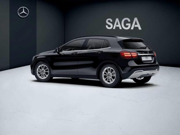 MERCEDES-BENZ GLA 180 Inspiration  Classe GLA/ X156 GLA 180D INSPIRATION 7G-DCT