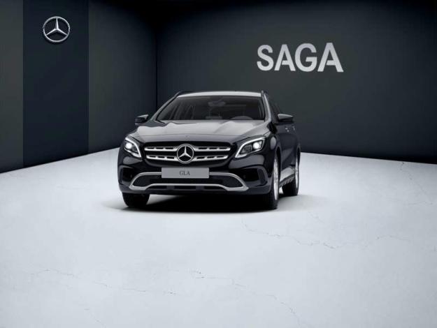 MERCEDES-BENZ GLA 180 Inspiration  Classe GLA/ X156 GLA 180D INSPIRATION 7G-DCT