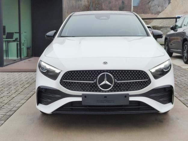 MERCEDES-BENZ A-Klasse A 180 d AMG Line