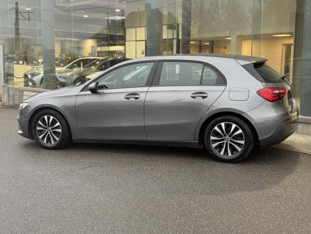 MERCEDES-BENZ A 200 d Business Line  