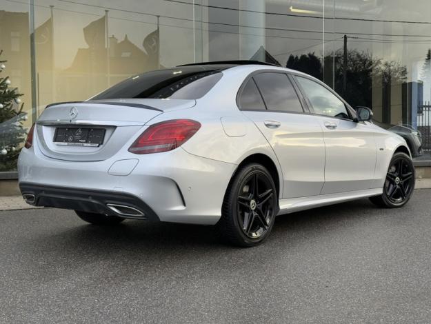 MERCEDES-BENZ C 300 de AMG Pack Night Pano Burmester  