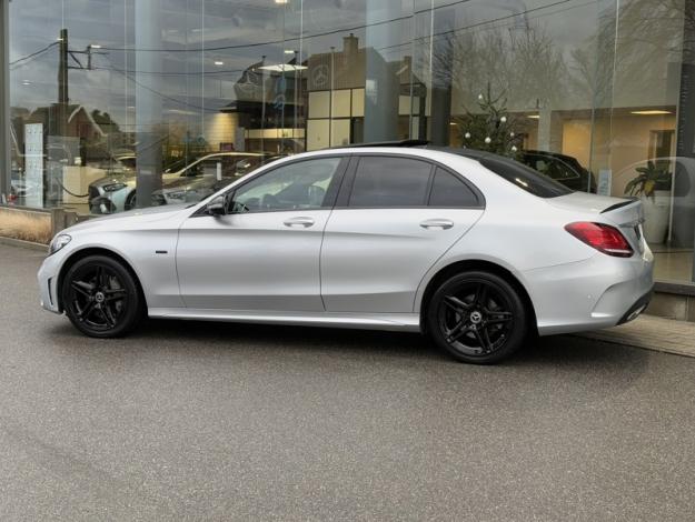 MERCEDES-BENZ C 300 de AMG Pack Night Pano Burmester  