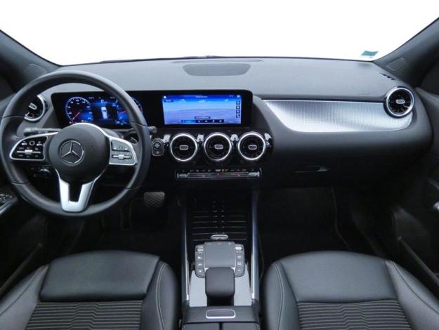 MERCEDES-BENZ GLA 200 Progressive Line Pack Progressive 