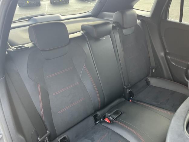 MERCEDES-BENZ GLA 200 d AMG Line AMG Line 