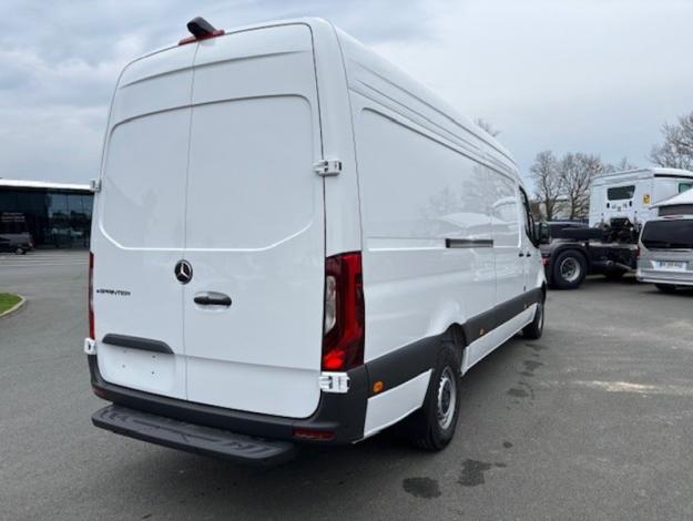 MERCEDES-BENZ eSprinter 420 FG 43 4,0t SELECT   