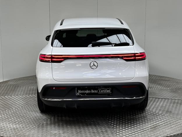 MERCEDES-BENZ EQC 400 4MATIC AMG line  