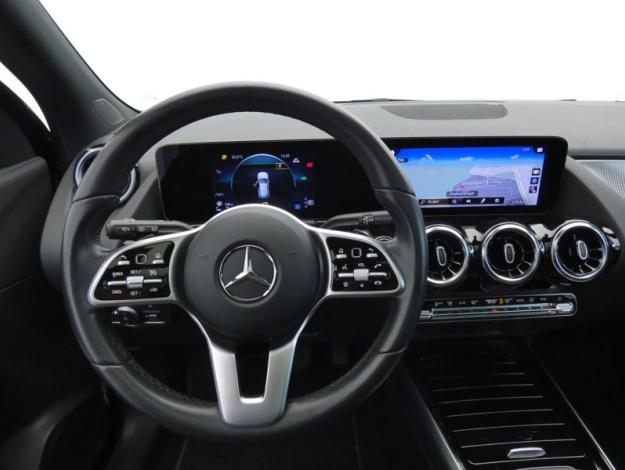 MERCEDES-BENZ GLA 200 d  Business Line Pack Progressive 