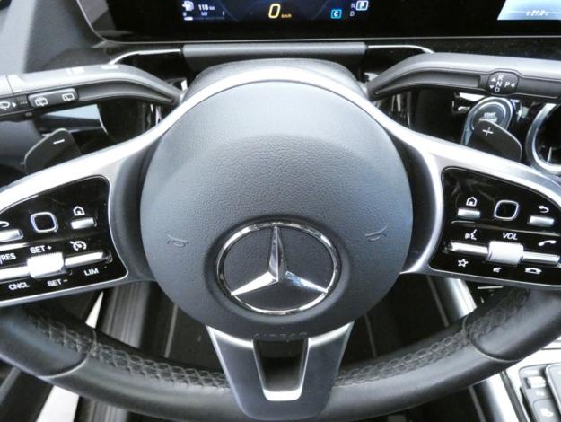 MERCEDES-BENZ GLA 200 d  Business Line Pack Progressive 