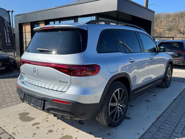 MERCEDES-BENZ EQB 300 4MATIC AMG LINE FaceLift  