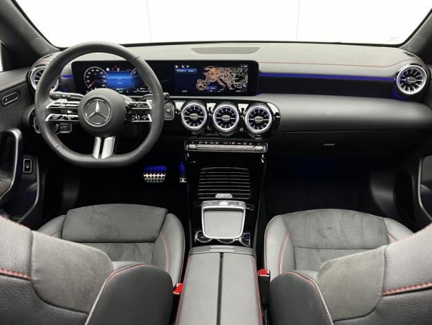 MERCEDES-BENZ CLA Shooting Brake CLA 250 e Shooting Brake AMG Line  