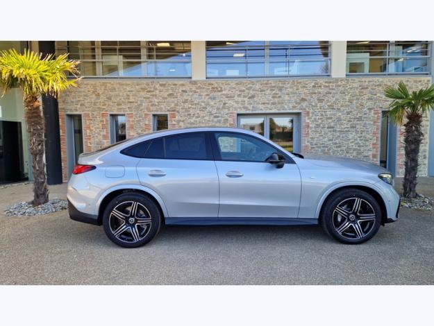 MERCEDES-BENZ GLC Coupé GLC 300 e Hybrid EQ 4MATIC Coupé AMG Line  GLC 300 e Hybrid EQ 4MATIC Coupé AMG Line +