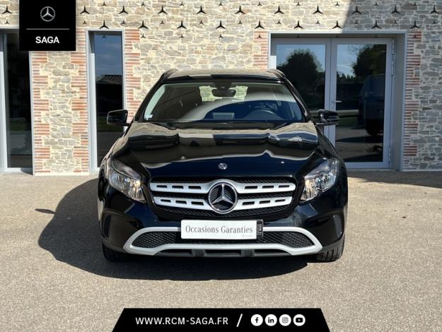 MERCEDES-BENZ GLA 180 Intuition  