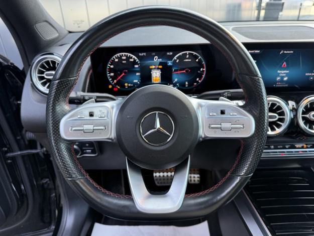 MERCEDES-BENZ GLB 220 d AMG Line 