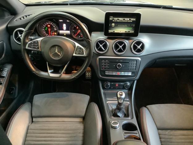 MERCEDES-BENZ CLA 180 d  Edition  