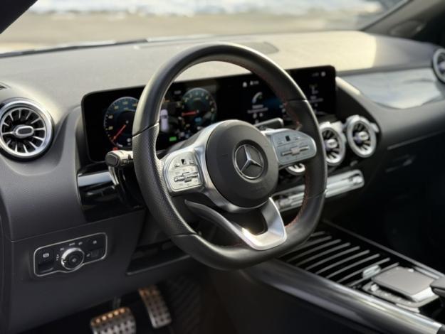 MERCEDES-BENZ GLA 250 Pack AMG / Hybride / 2 ans de Garantie  