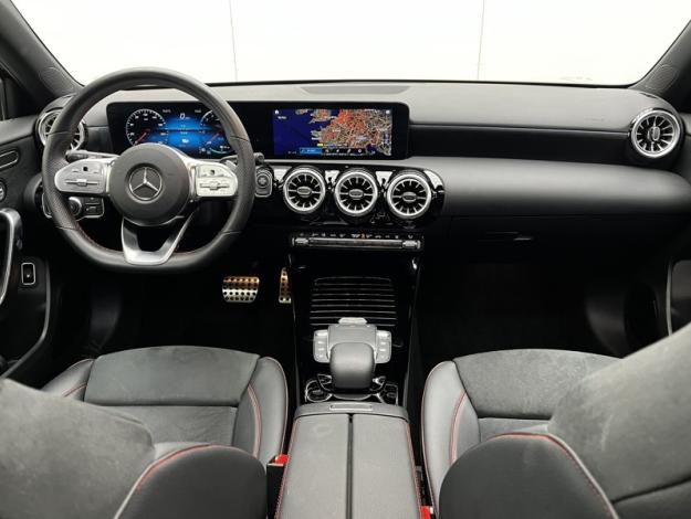 MERCEDES-BENZ Classe A 250 e AMG Line  