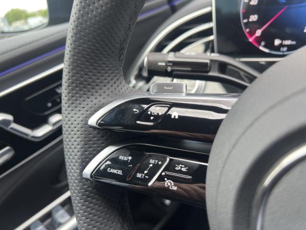 MERCEDES-BENZ Classe E Berline 220 d AMG Line Berline  Classe E BERL/214 Classe E 220 d AMG Line Berline