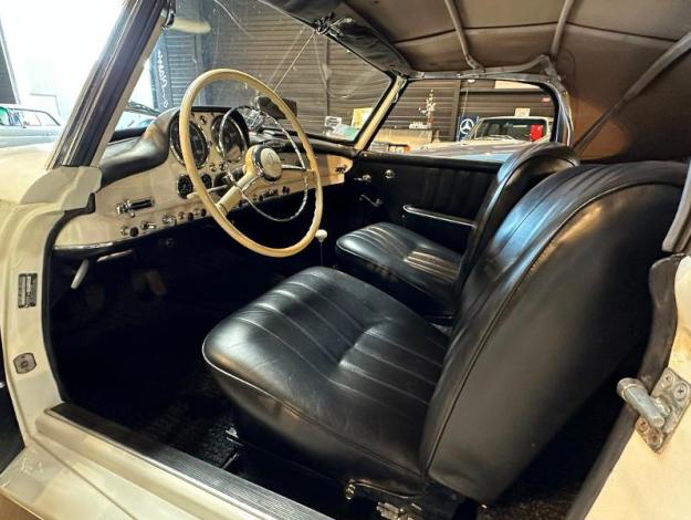 MERCEDES-BENZ 190 SL   