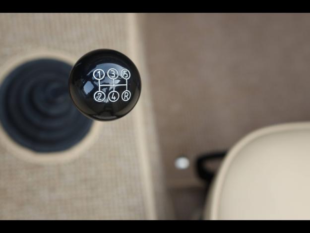MERCEDES-BENZ 230 SL Pagode  
