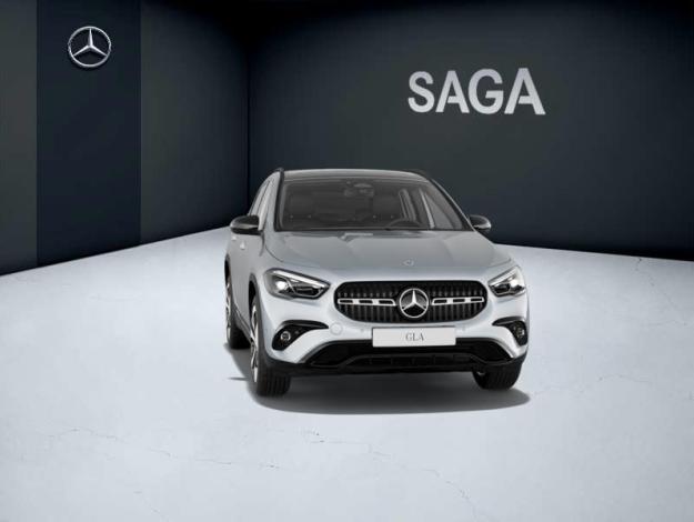 MERCEDES-BENZ GLA 180 d Luxury Line  