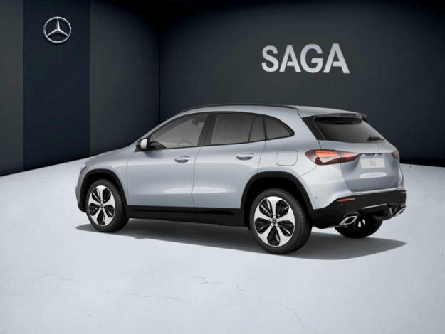 MERCEDES-BENZ GLA 180 d Luxury Line  