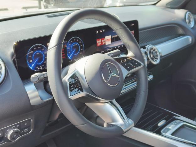 MERCEDES-BENZ EQB 250 + Luxury Line - SAGA Huy (+32 85 23 69 00) 
