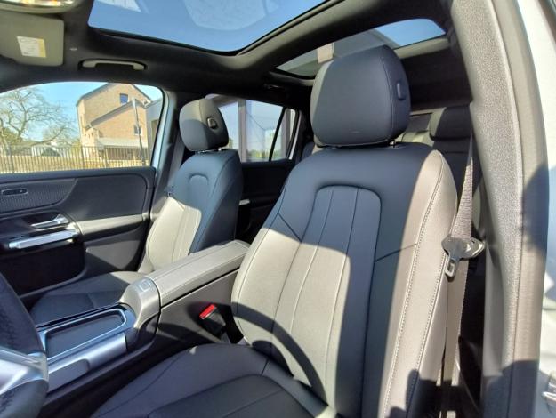 MERCEDES-BENZ EQB 250 + Luxury Line - SAGA Huy (+32 85 23 69 00) 