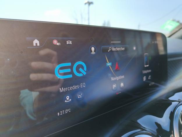 MERCEDES-BENZ EQB 250 + Luxury Line - SAGA Huy (+32 85 23 69 00) 