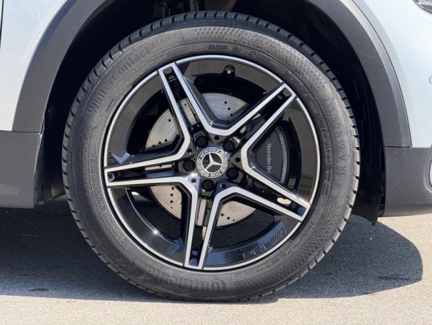 MERCEDES-BENZ GLB 200 d 4MATIC AMG Line  