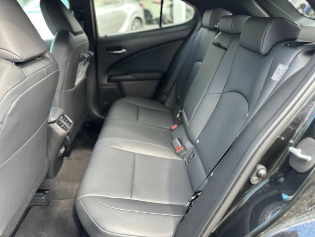 LEXUS UX 250H 2WD F SPORT Design  UX 250H HYBRIDE 2WD MC F SPORT DESIGN