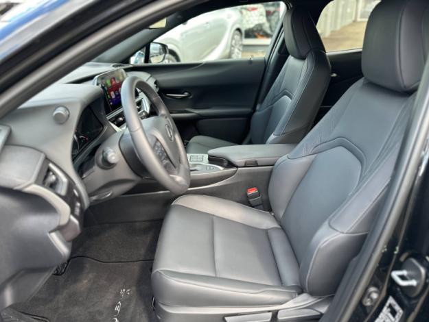 LEXUS UX 250H 2WD F SPORT Design  UX 250H HYBRIDE 2WD MC F SPORT DESIGN