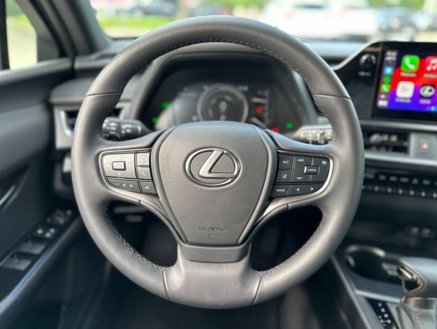 LEXUS UX 250H 2WD F SPORT Design  UX 250H HYBRIDE 2WD MC F SPORT DESIGN
