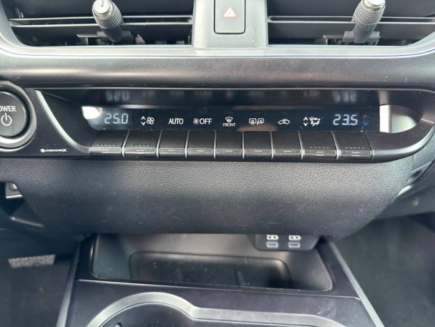 LEXUS UX 250H 2WD F SPORT Design  UX 250H HYBRIDE 2WD MC F SPORT DESIGN