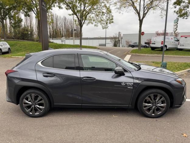 LEXUS UX 300h 2WD F SPORT Design  UX 300H HYBRIDE 2WD MC F SPORT DESIGN
