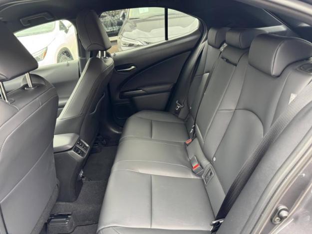 LEXUS UX 300h 2WD F SPORT Design  UX 300H HYBRIDE 2WD MC F SPORT DESIGN