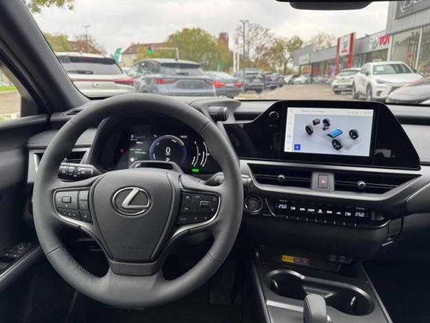 LEXUS UX 300h 2WD F SPORT Design  UX 300H HYBRIDE 2WD MC F SPORT DESIGN