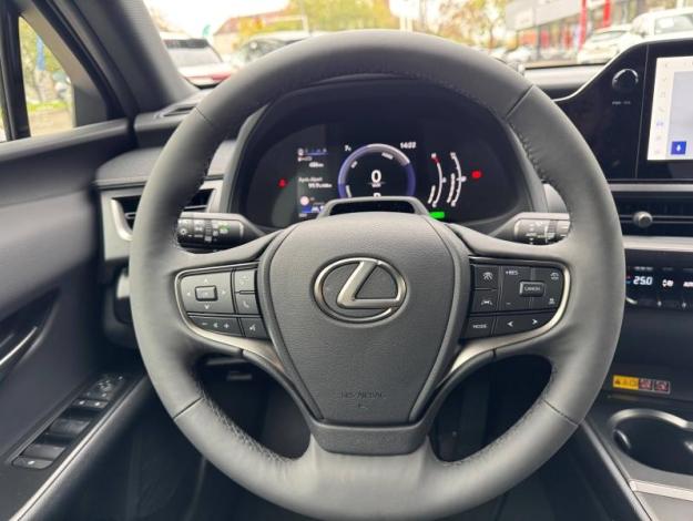 LEXUS UX 300h 2WD F SPORT Design  UX 300H HYBRIDE 2WD MC F SPORT DESIGN