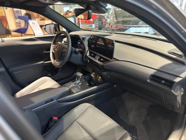LEXUS UX 250H 2WD Luxe  UX 250H HYBRIDE 2WD MC LUXE TO TECHNO SR