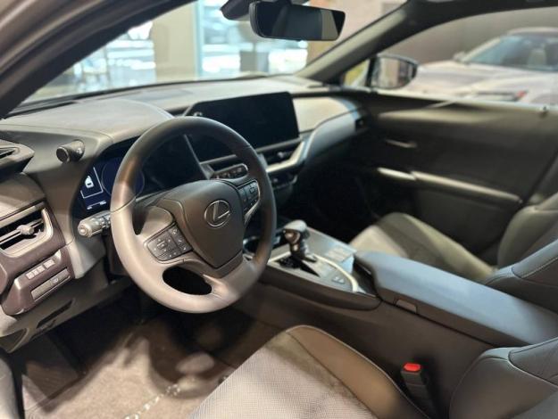 LEXUS UX 250H 2WD Luxe  UX 250H HYBRIDE 2WD MC LUXE TO TECHNO SR